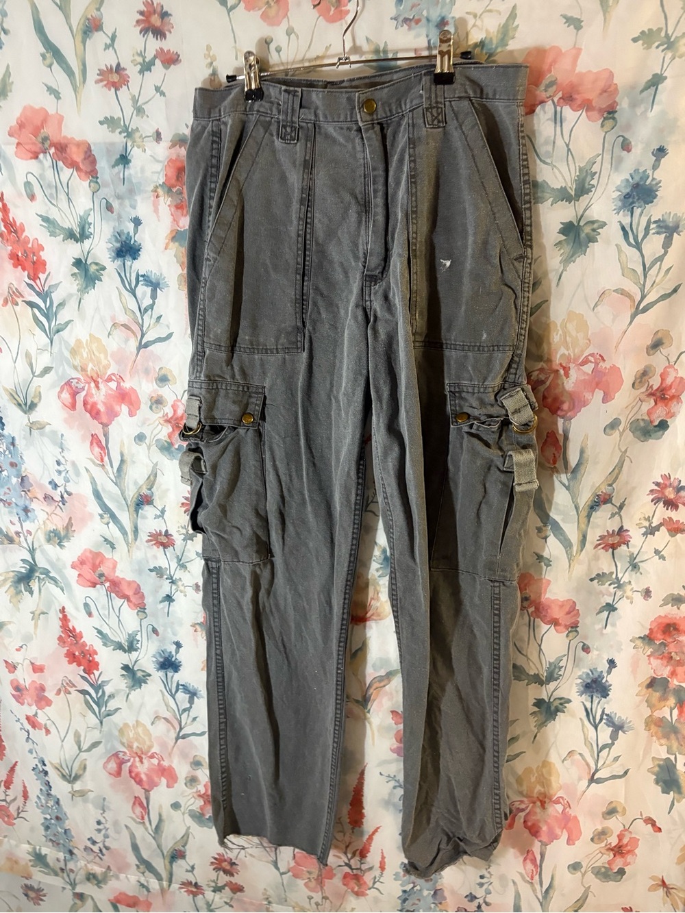 Vintage Gray Cargo Utility Pants with Multiple Pockets - Picture 2 of 11